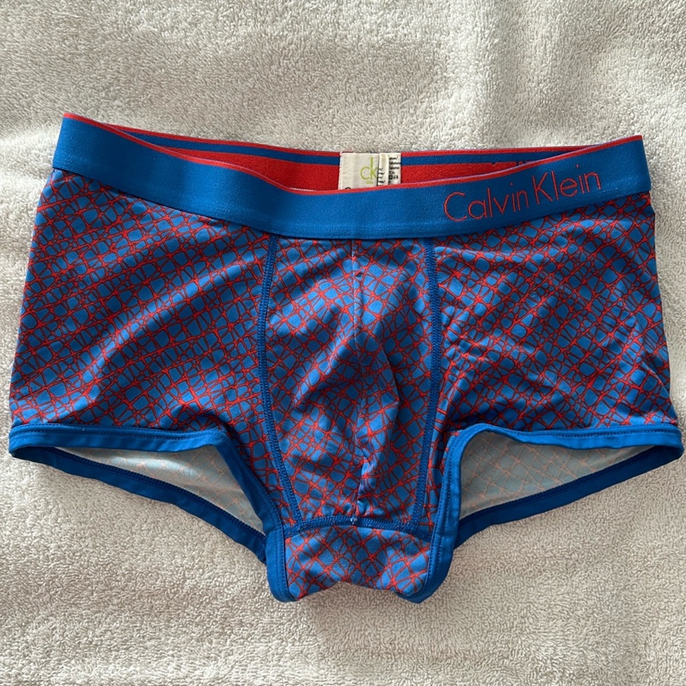 CK One trunks size S